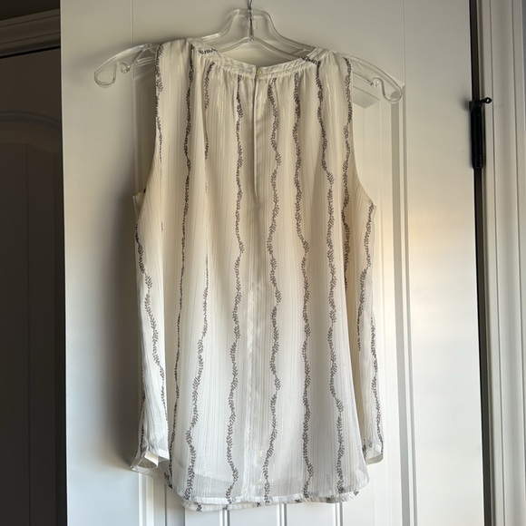 Loft Outlet Flowy Off White Blouse with Gold/Silver detail - Picture 3 of 5